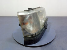 Laden Sie das Bild in den Galerie-Viewer, Frontscheinwerfer Land Rover Range II P38a XBC105960 Rechts Headlight SCH7942434199pf