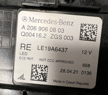 Laden Sie das Bild in den Galerie-Viewer, Frontscheinwerfer Mercedes-Benz W206 A2069060803 LED Rechts Headlight SCH1943557565jc