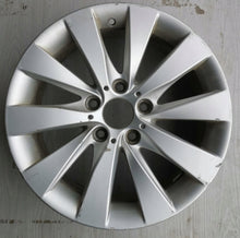 Load image into Gallery viewer, 1x Alufelge 17 Zoll 7.5" 5x120 37ET Glanz Silber 6796240 BMW 3 F30 F32 F33 FEL3089884888eb