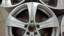 Laden Sie das Bild in den Galerie-Viewer, 4x Alufelge 17 Zoll 7.5" 5x112 40ET Glanz Silber A2134011200 Mercedes-Benz W213 FEL6848152272yn