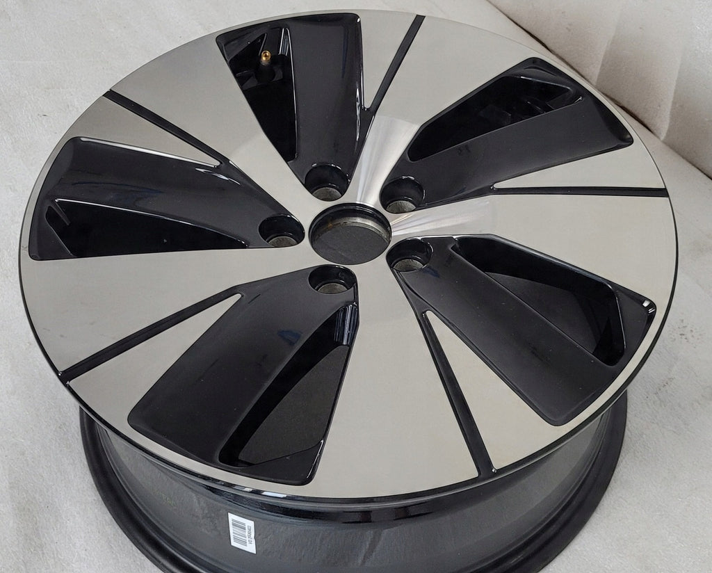 1x Alufelge 18 Zoll 7.5" 5x108 50 5ET 31680403 Volvo Xc60 Ii Rim Wheel