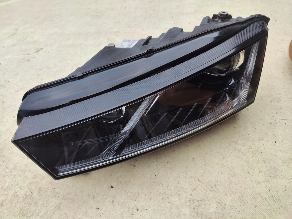 Frontscheinwerfer Skoda Octavia IV 5E4941015B LED Ein Stück (Rechts oder Links) SCH6530879294eh