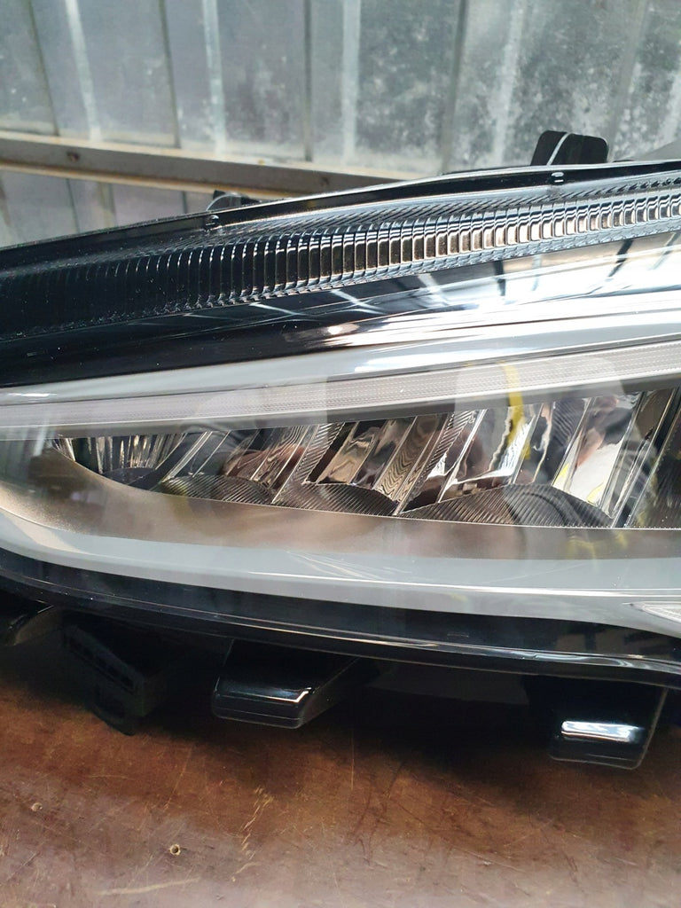 Frontscheinwerfer Cupra Born 10F941007H Links Scheinwerfer Headlight SCH9261486611le