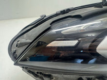 Laden Sie das Bild in den Galerie-Viewer, Frontscheinwerfer Mercedes-Benz W177 A1779064803 A2479018402 Full LED Rechts SCH3002805617zq
