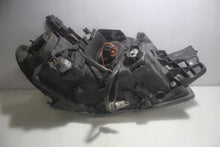 Laden Sie das Bild in den Galerie-Viewer, Frontscheinwerfer Mitsubishi Outlander I Links Scheinwerfer Headlight