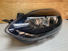 Laden Sie das Bild in den Galerie-Viewer, Frontscheinwerfer Ford Fiesta N1BB-13E015-AG Full LED Links Headlight SCH3265567415hc