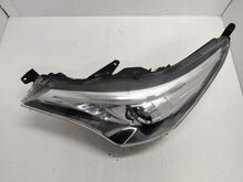 Laden Sie das Bild in den Galerie-Viewer, Frontscheinwerfer Toyota Avensis Links Scheinwerfer Headlight SCH8800917433kx