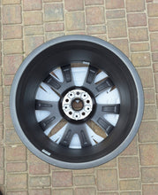 Laden Sie das Bild in den Galerie-Viewer, 1x Alufelge 19 Zoll 8.0" 5x112 54ET Glanz 8053525 BMW F40 Mg Rim Wheel FEL8554897444pz