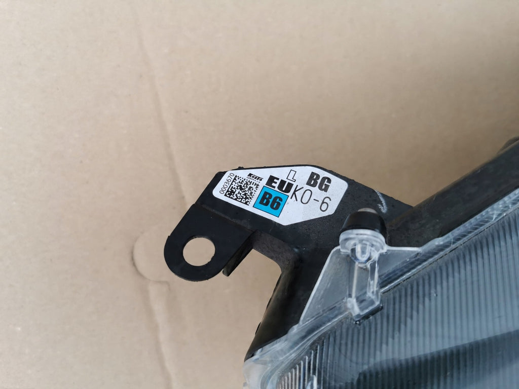 Frontscheinwerfer Toyota Yaris Links Scheinwerfer Headlight