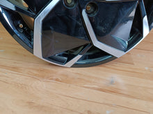 Laden Sie das Bild in den Galerie-Viewer, 1x Alufelge 19 Zoll 7.5&quot; 5x114.3 49 5ET 52910-GI110 Hyundai Rim Wheel