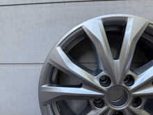 Load image into Gallery viewer, 1x Alufelge 17 Zoll 6.5" 5x112 49ET 2K7601025A VW Passat Golf I Rim Wheel FEL4095892542hh