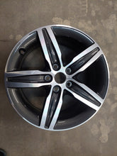 Laden Sie das Bild in den Galerie-Viewer, 1x Alufelge 17 Zoll 7.5" 5x112 54ET Glanz Grau 6855091 BMW 1 Mg Rim Wheel FEL1625039873bh
