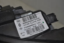 Load image into Gallery viewer, Frontscheinwerfer Renault Clio IV 260605362R Full LED Rechts oder Links