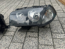 Load image into Gallery viewer, Frontscheinwerfer BMW X3 E83 3418411 Links Scheinwerfer Headlight SCH8870651378gq
