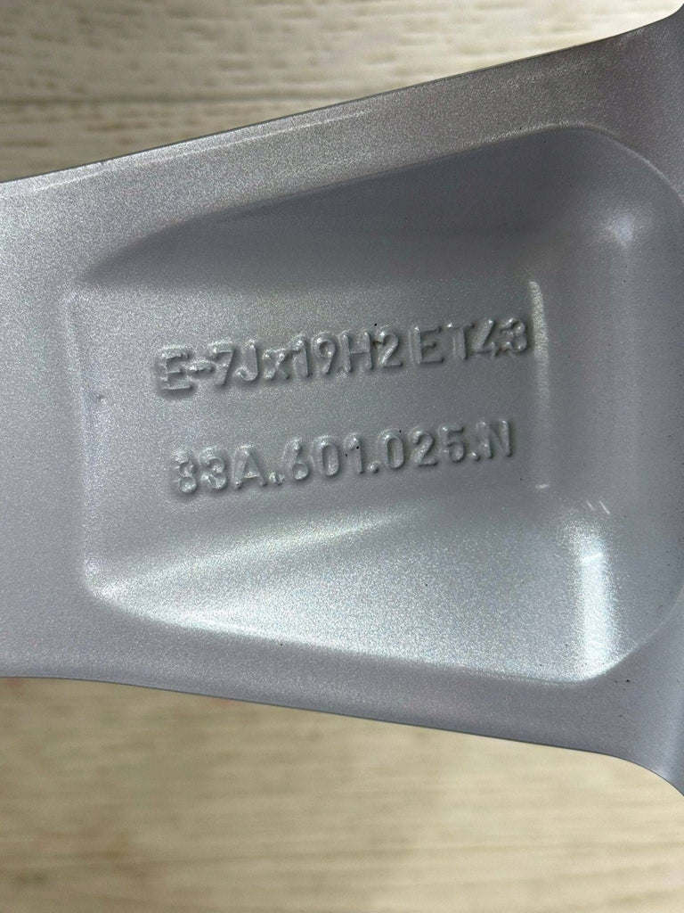 1x Alufelge 19 Zoll 83A601025N Audi Q3 Rim Wheel FEL7877538073di