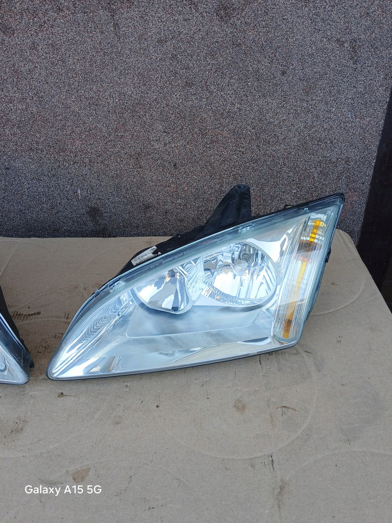 Frontscheinwerfer Ford Focus I Ein Satz Scheinwerfer Headlight SCH3428619046uv