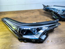 Laden Sie das Bild in den Galerie-Viewer, Frontscheinwerfer Toyota Chr 81130-F4030 Rechts Scheinwerfer Headlight SCH6777178482mn