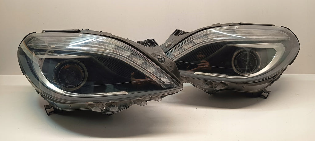 Frontscheinwerfer Mercedes-Benz A2468207461 A2468207361 Xenon Ein Satz Headlight