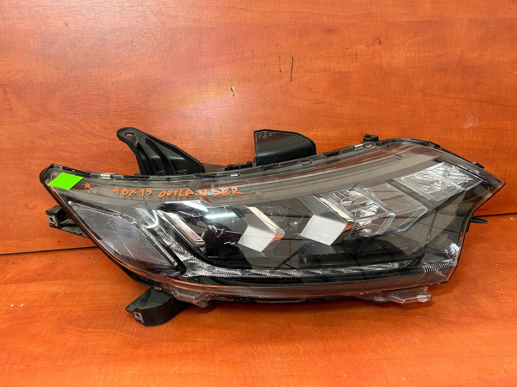 Frontscheinwerfer Mitsubishi Outlander 8301D3-32 LED Rechts Headlight