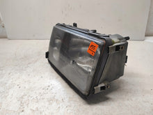 Laden Sie das Bild in den Galerie-Viewer, Frontscheinwerfer Mercedes-Benz W124 PAW726 Links Scheinwerfer Headlight SCH8980254629yy