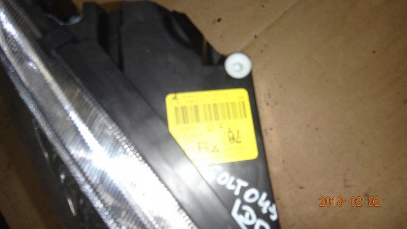 Frontscheinwerfer Mitsubishi Colt Ein Stück (Rechts oder Links) Headlight