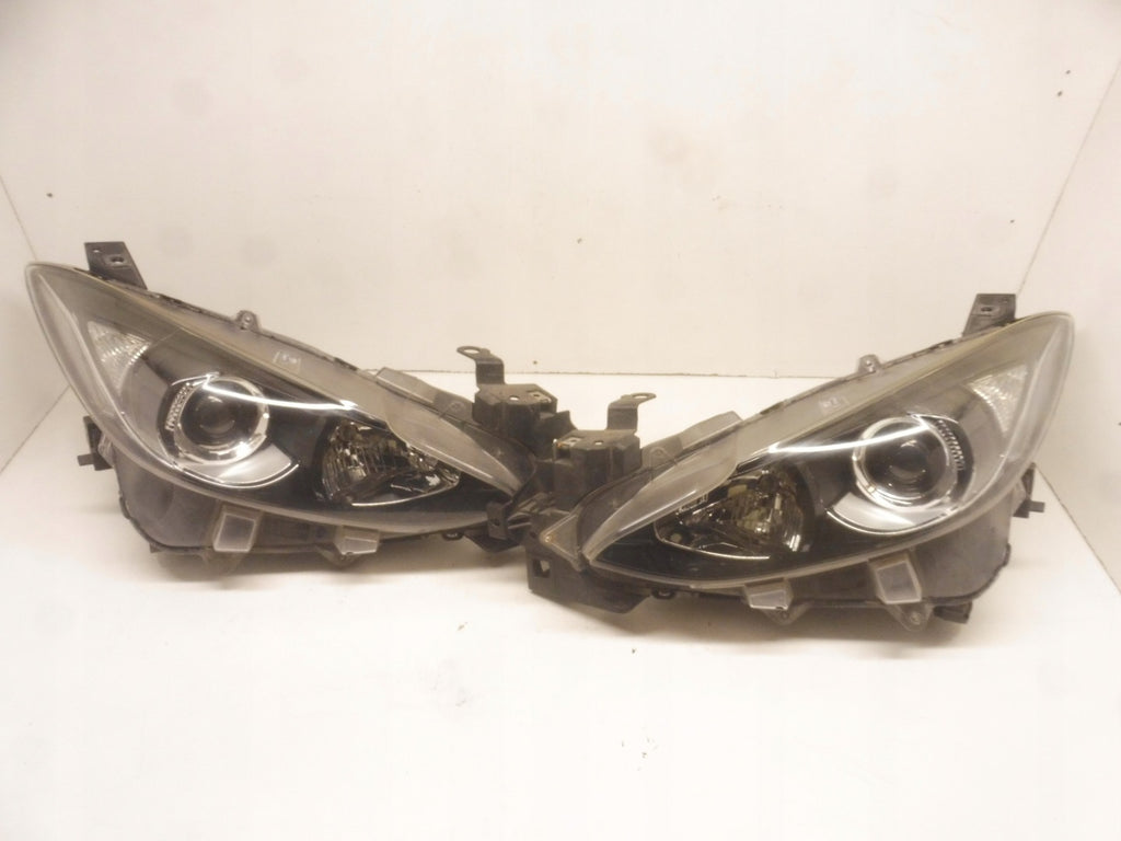 Frontscheinwerfer Mazda III BHR151030 BHR151040 LED Rechts oder Links SCH6349485844pi