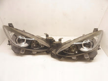 Laden Sie das Bild in den Galerie-Viewer, Frontscheinwerfer Mazda III BHR151030 BHR151040 LED Rechts oder Links SCH6349485844pi