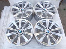 Laden Sie das Bild in den Galerie-Viewer, 4x Alufelge 17 Zoll 8.0" 5x120 30ET Glanz Schwarz 6780720 BMW 5 F11 F10 FEL8456718386pu