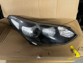 Frontscheinwerfer Kia Sportage 92102F1000 Rechts Scheinwerfer Headlight