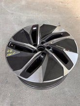 Load image into Gallery viewer, 1x Alufelge 19 Zoll 8.0" 5x112 45ET Glanz Grau 11A601025 Mg I Rim Wheel FEL6862163446qr