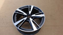 Laden Sie das Bild in den Galerie-Viewer, 1x Alufelge 18 Zoll 8.0" 5x112 46ET Glanz Silber 8Y0601025N Audi A3 Mg Rim Wheel FEL1042129156bt