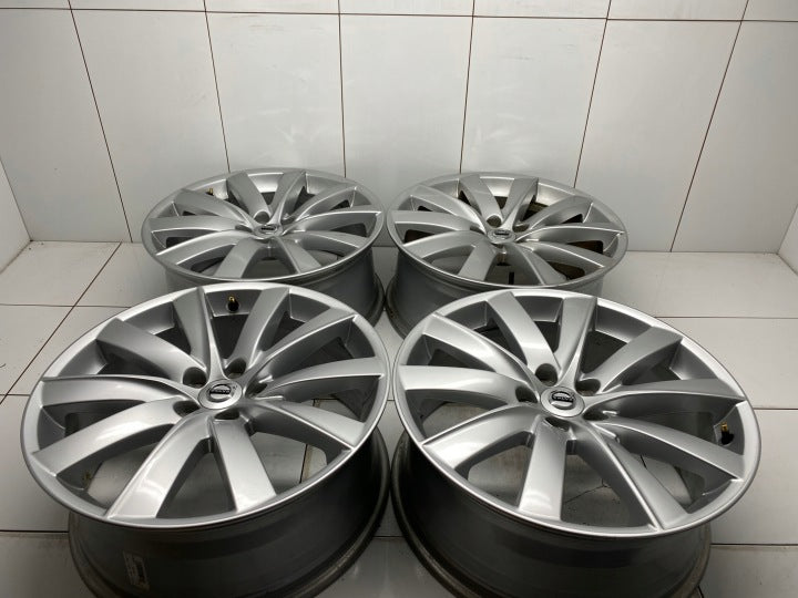 4x Alufelge 19 Zoll 8.0" 5x108 42 5ET Glanz Silber 31362276 Volvo I Rim Wheel FEL7613079255xs