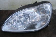 Laden Sie das Bild in den Galerie-Viewer, Frontscheinwerfer Mercedes-Benz W220 A2208203761 LED Links Headlight