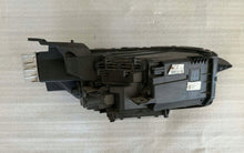 Laden Sie das Bild in den Galerie-Viewer, Frontscheinwerfer Jeep Wagoneer 68568201AA Links Scheinwerfer Headlight SCH5815964167pr