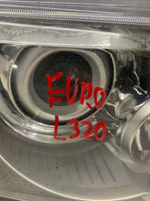 Laden Sie das Bild in den Galerie-Viewer, Frontscheinwerfer Land Rover Range I Sport L320 1EL23802258 Rechts Headlight SCH6167975850at