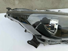 Laden Sie das Bild in den Galerie-Viewer, Frontscheinwerfer Toyota Yaris 81130-K0060 Rechts Scheinwerfer Headlight SCH3808995033ir