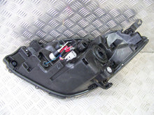 Laden Sie das Bild in den Galerie-Viewer, Frontscheinwerfer Toyota Yaris Rechts Scheinwerfer Headlight SCH8739824126kn