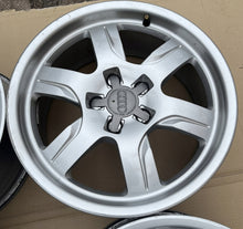 Laden Sie das Bild in den Galerie-Viewer, 4x Alufelge 17 Zoll 7.5" 5x112 28ET Glanz Silber 8T0601025B Audi A4 B8 Rim Wheel FEL7394812736wr