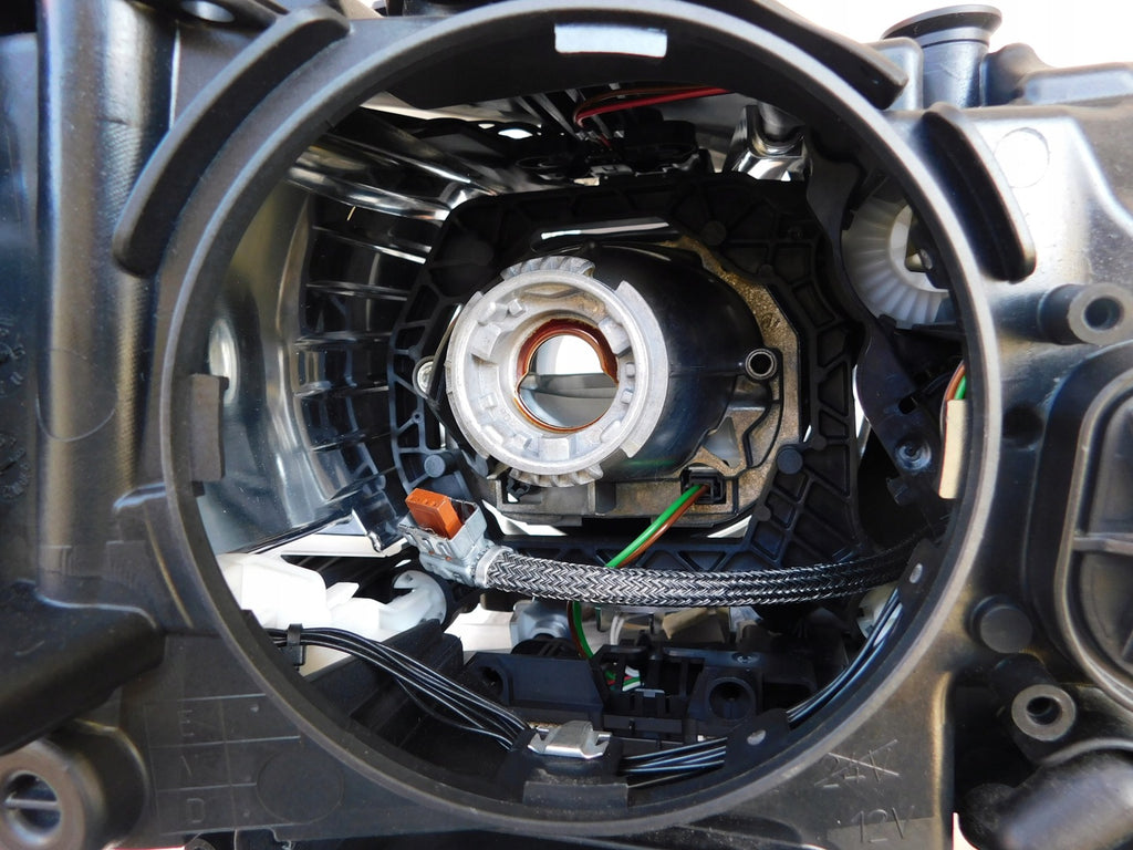 Frontscheinwerfer BMW 5 F11 F10 7203245 Bi-Xenon Ein Stück (Rechts oder Links) SCH3023305478gz