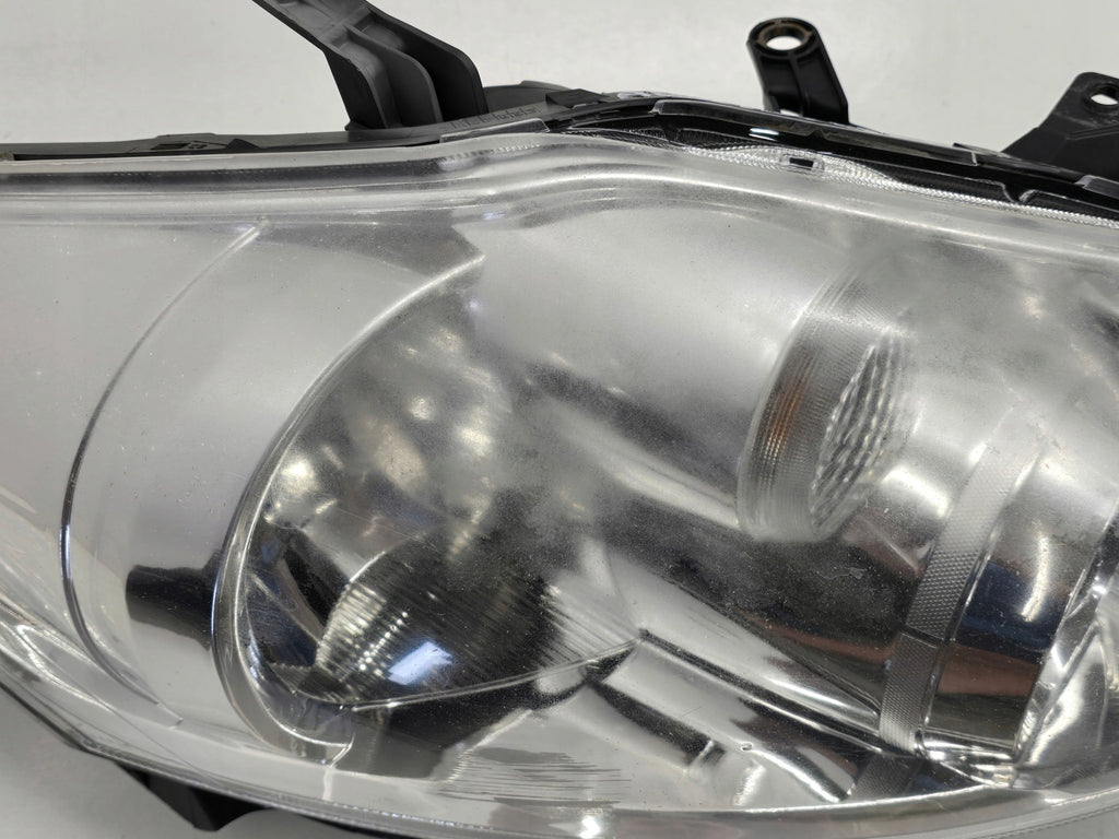 Frontscheinwerfer Toyota Auris 81110-02A40 Rechts Scheinwerfer Headlight