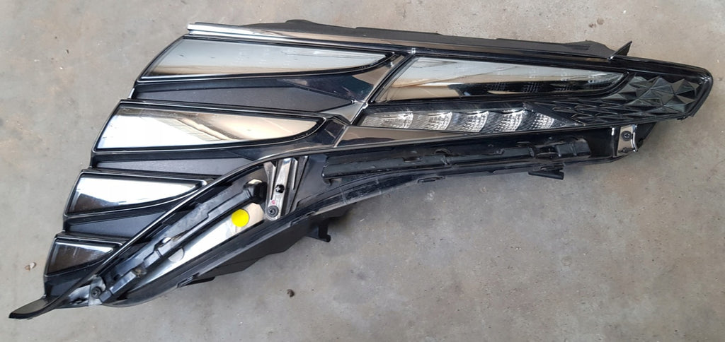 Frontscheinwerfer Hyundai Tucson 92207N7100 Links Scheinwerfer Headlight SCH8792296765ut