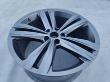 Load image into Gallery viewer, 1x Alufelge 19 Zoll 8.5" 5x112 28ET Glanz Silber 760601025P VW Touareg Rim Wheel FEL2794555458go