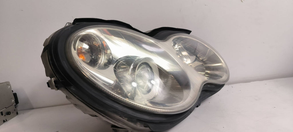 Frontscheinwerfer Mercedes-Benz W203 A2038203761 Xenon Ein Satz Headlight SCH5160641277kl