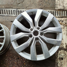Load image into Gallery viewer, 1x Alufelge 20 Zoll 9.0" 5x130 57ET Silber 7P6601025 VW 7p6 Rim Wheel FEL2028315799hf