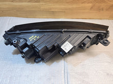 Laden Sie das Bild in den Galerie-Viewer, Frontscheinwerfer Skoda Octavia 5e3 IV 5E4941015 Full LED Links Headlight SCH3800252626lo