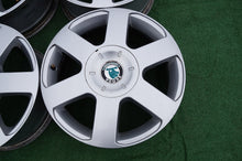 Laden Sie das Bild in den Galerie-Viewer, 4x Alufelge 16 Zoll 6.5" 5x112 50ET Glanz Silber 1Z0601025B Skoda Octavia Ii FEL8833687684sw