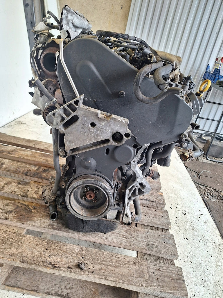 Motor Audi A3 CLH 1.6 TDI 105PS 77kW 2011 Diesel Engine Unkomplett