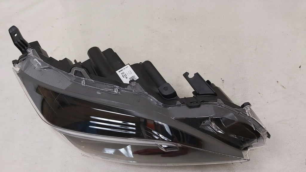 Frontscheinwerfer Toyota Yaris Cross Rechts Scheinwerfer Headlight SCH4715011523vt