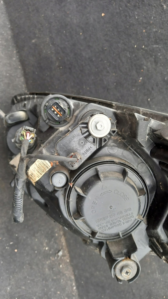 Frontscheinwerfer Kia Picanto 92102-1Y0 Rechts Scheinwerfer Headlight SCH4122927148lu