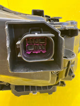 Laden Sie das Bild in den Galerie-Viewer, Frontscheinwerfer Audi A5 8B3941035AA LED Links Scheinwerfer Headlight